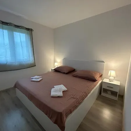 Zvonimir Appartement